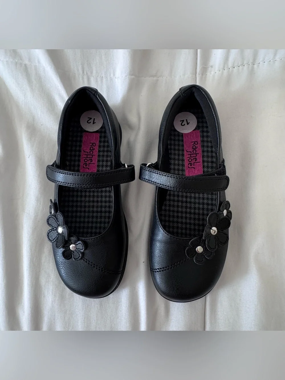 Rachel Shoes Black Girls' Mary Jane Dress Shoes with Flower Appliques